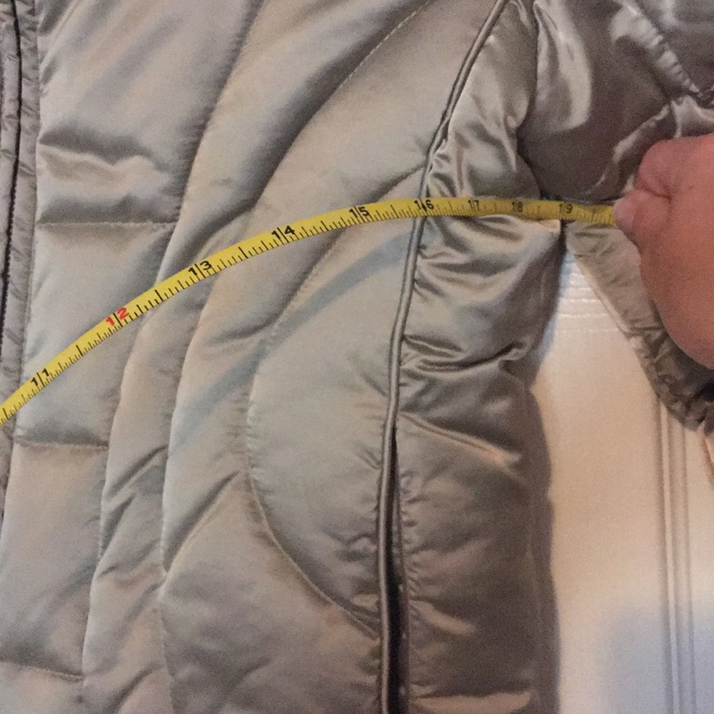 Coat - Picture 6 of 6